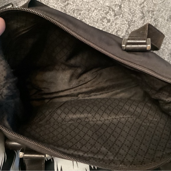 Gucci chocolate brown nylon and leather shoulder bag with silver hardware - Picture 7 of 15